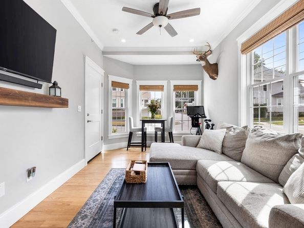127 Marblehead St A, North Andover MA 01845