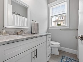 127 Marblehead St A, North Andover MA 01845