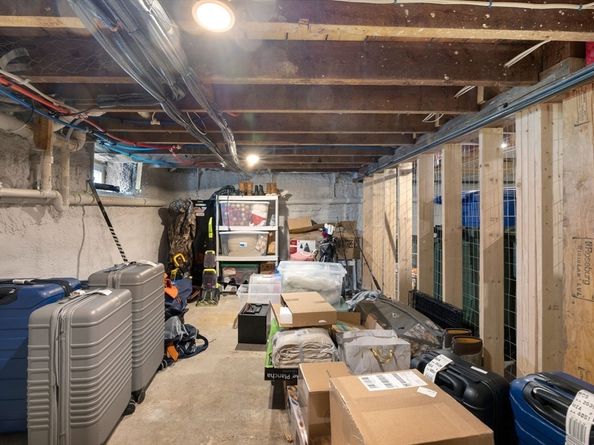 127 Marblehead St A, North Andover MA 01845