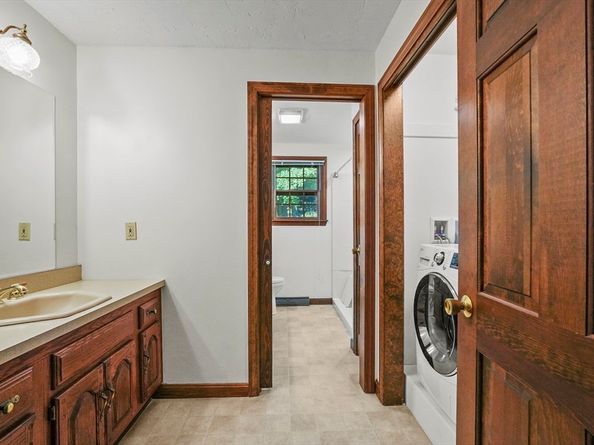 15 Fieldstone Drive, Brockton MA 02301