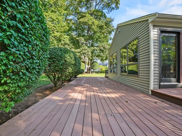15 Fieldstone Drive, Brockton MA 02301