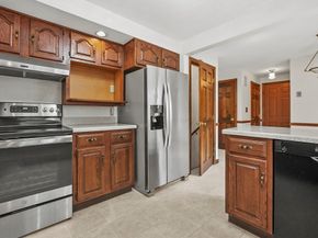 15 Fieldstone Drive, Brockton MA 02301