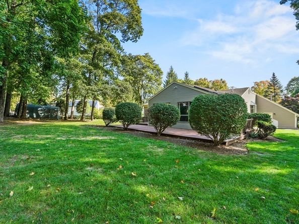 15 Fieldstone Drive, Brockton MA 02301