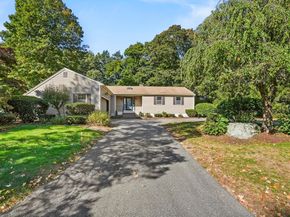 15 Fieldstone Drive, Brockton MA 02301
