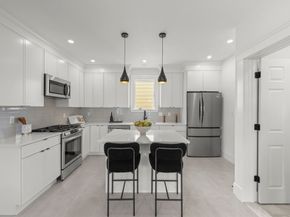 334 Centre St 101, Boston MA 02122