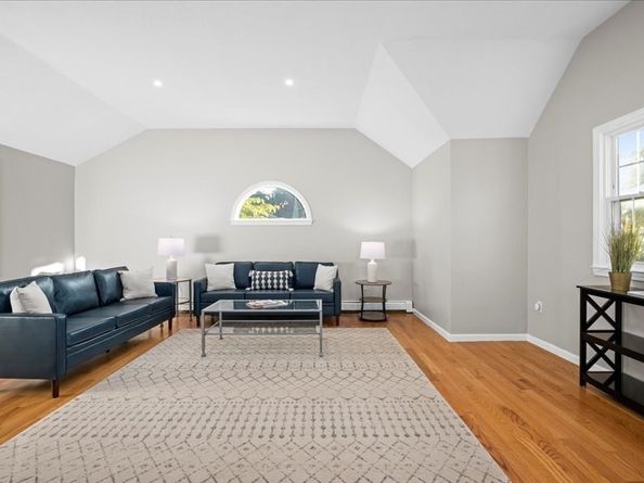 56 Ireta Rd, Shrewsbury MA 01545