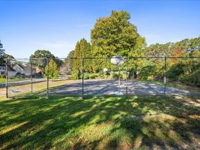 56 Ireta Rd, Shrewsbury MA 01545