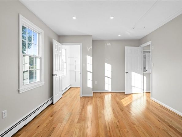 56 Ireta Rd, Shrewsbury MA 01545