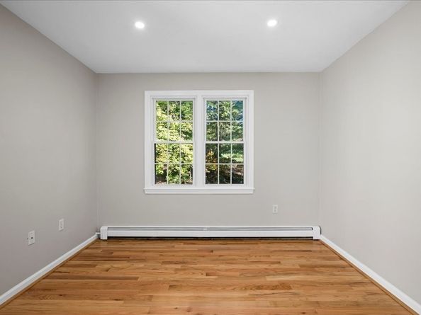 56 Ireta Rd, Shrewsbury MA 01545