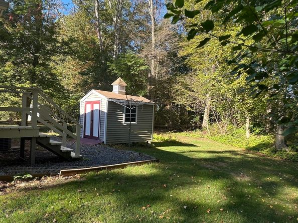 16 Friendship Dr, West Bridgewater MA 02379