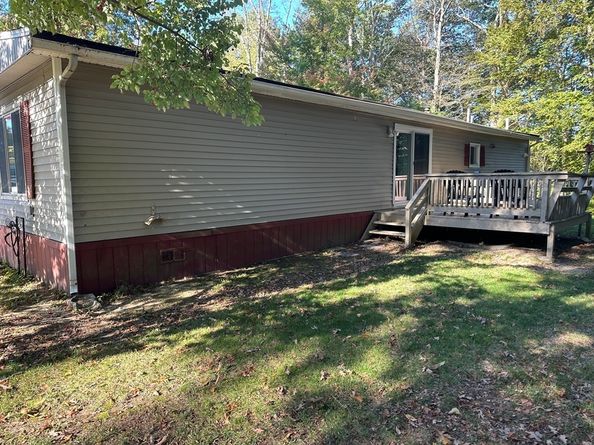 16 Friendship Dr, West Bridgewater MA 02379