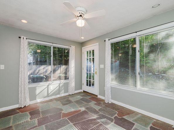 16 Norwich St, Dedham MA 02026
