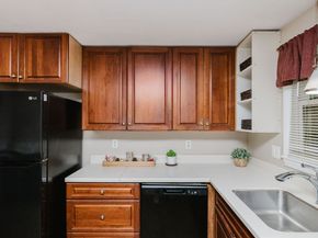 16 Norwich St, Dedham MA 02026