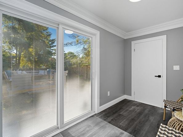 36 Pondview Cir, Brockton MA 02301