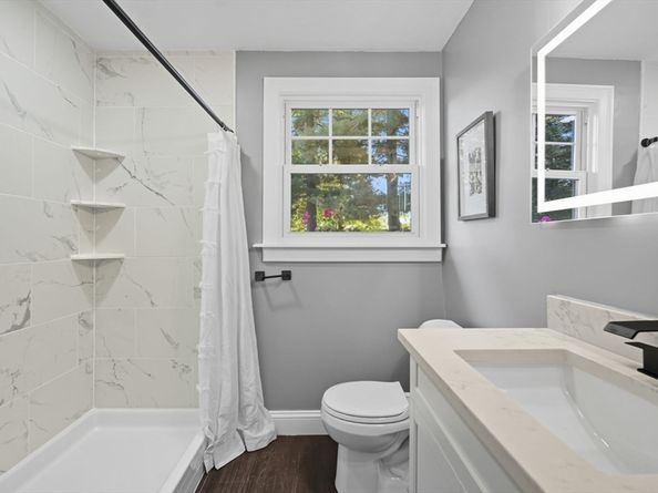 36 Pondview Cir, Brockton MA 02301