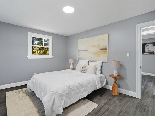 36 Pondview Cir, Brockton MA 02301
