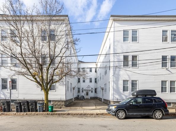 8 Craigie Street, Somerville MA 02143