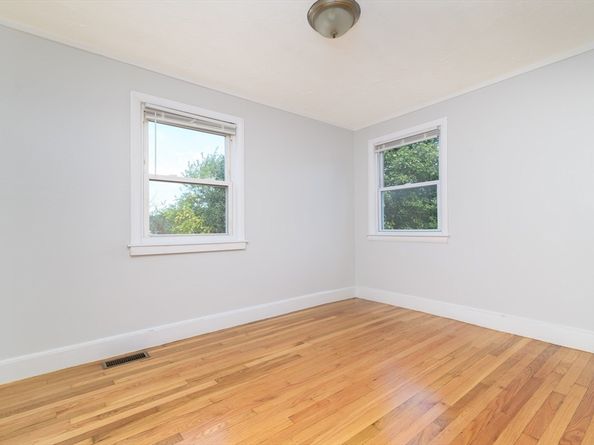 69 Beacon Park, Brockton MA 02302