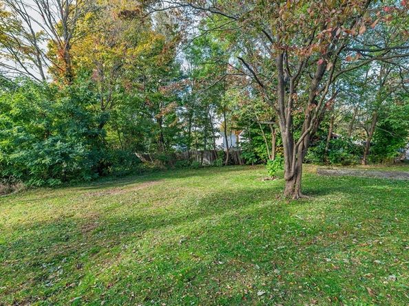 69 Beacon Park, Brockton MA 02302