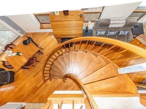 6 Leonard St, Lakeville MA 02347