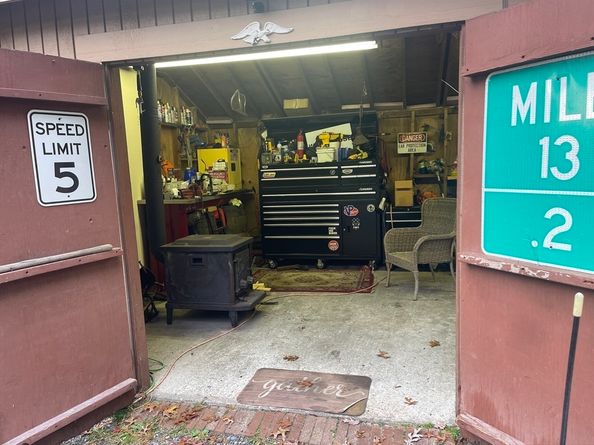 6 Leonard St, Lakeville MA 02347