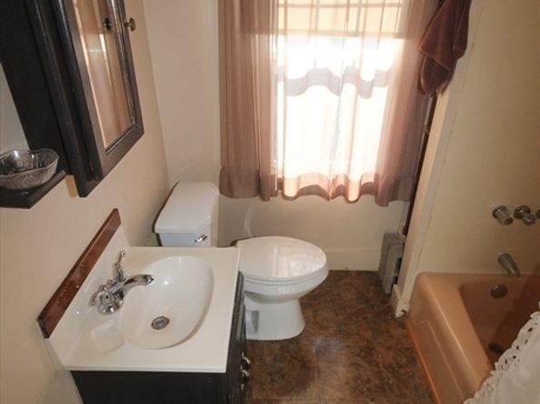 105 Warfield Avenue, Hull MA 02045