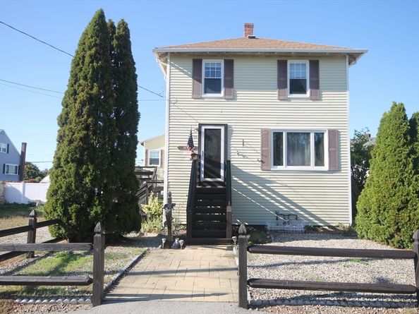 105 Warfield Avenue, Hull MA 02045