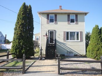 105 Warfield Avenue