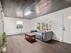 18 Edgewood Dr, Holden MA 01520