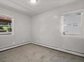 18 Edgewood Dr, Holden MA 01520