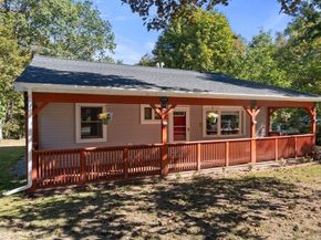 18 Edgewood Dr, Holden MA 01520