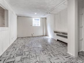 91 Grove St, Brookline MA 02467