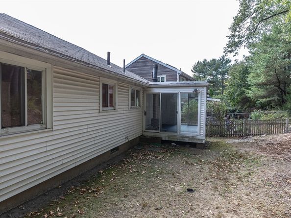 91 Grove St, Brookline MA 02467