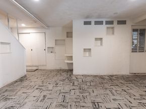 91 Grove St, Brookline MA 02467