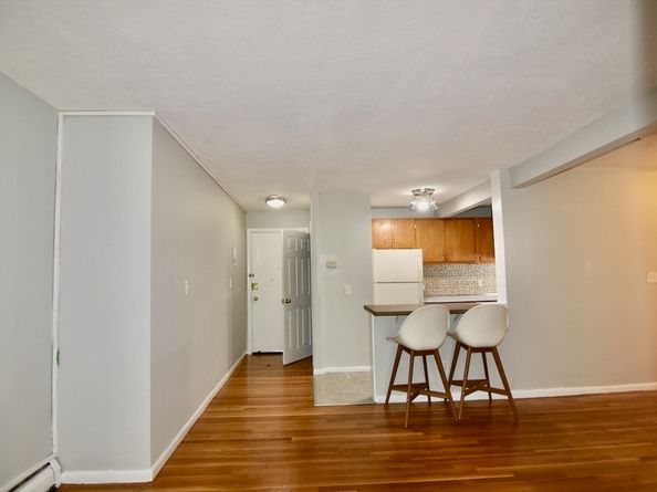 10 Linda Ln 36, Boston MA 02125