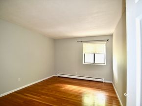10 Linda Ln 36, Boston MA 02125