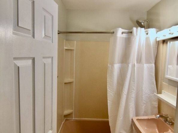 10 Linda Ln 36, Boston MA 02125
