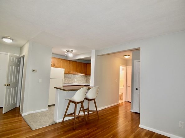 10 Linda Ln 36, Boston MA 02125