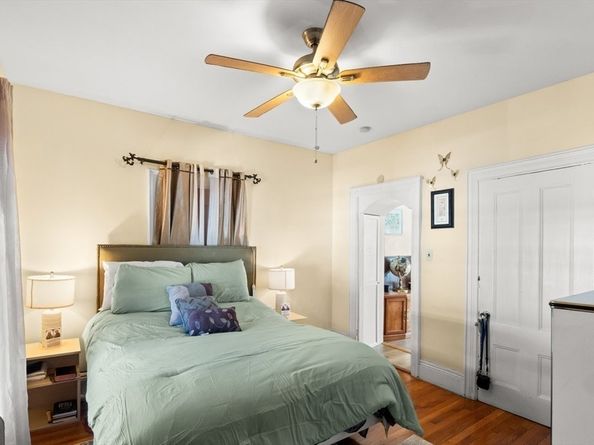 492 Metropolitan Ave, Boston MA 02136