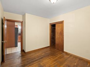 492 Metropolitan Ave, Boston MA 02136
