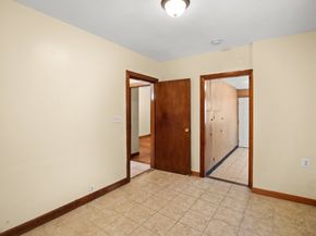 492 Metropolitan Ave, Boston MA 02136