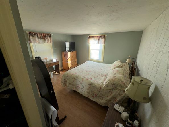 19 Mt Carmel St, Fitchburg MA 01420