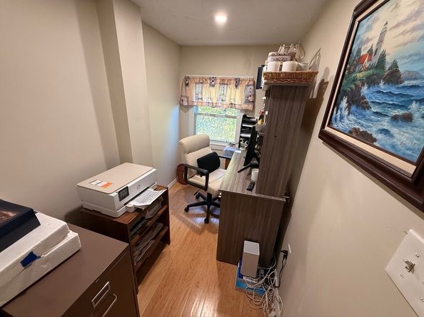 19 Mt Carmel St, Fitchburg MA 01420