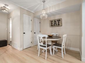8 Kingswood Dr D5, Abington MA 02351