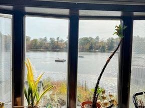 22 Lakeshore Dr, Wayland MA 01778