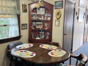 22 Lakeshore Dr, Wayland MA 01778