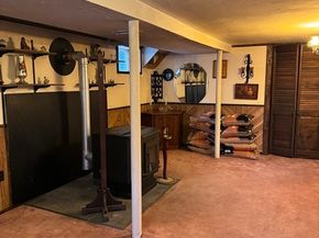 22 Lakeshore Dr, Wayland MA 01778