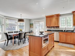 82 Green St 82, Brookline MA 02446