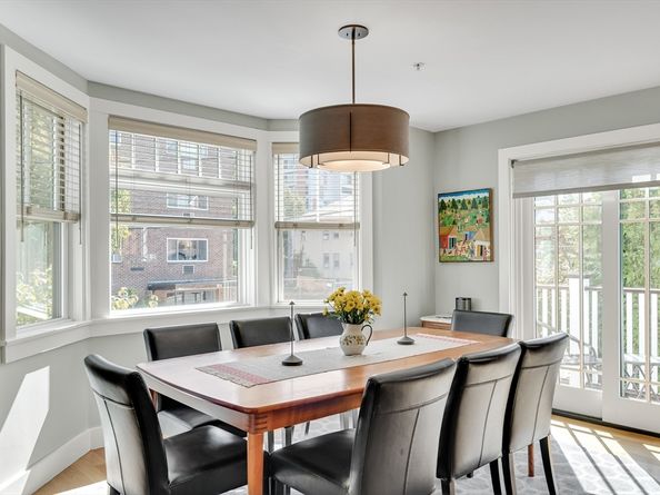 82 Green St 82, Brookline MA 02446