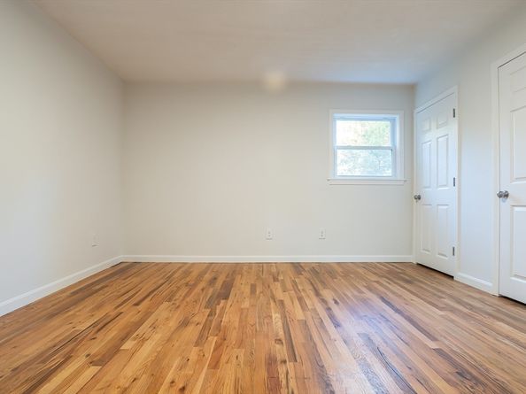 54 Westfield Dr, Holliston MA 01746